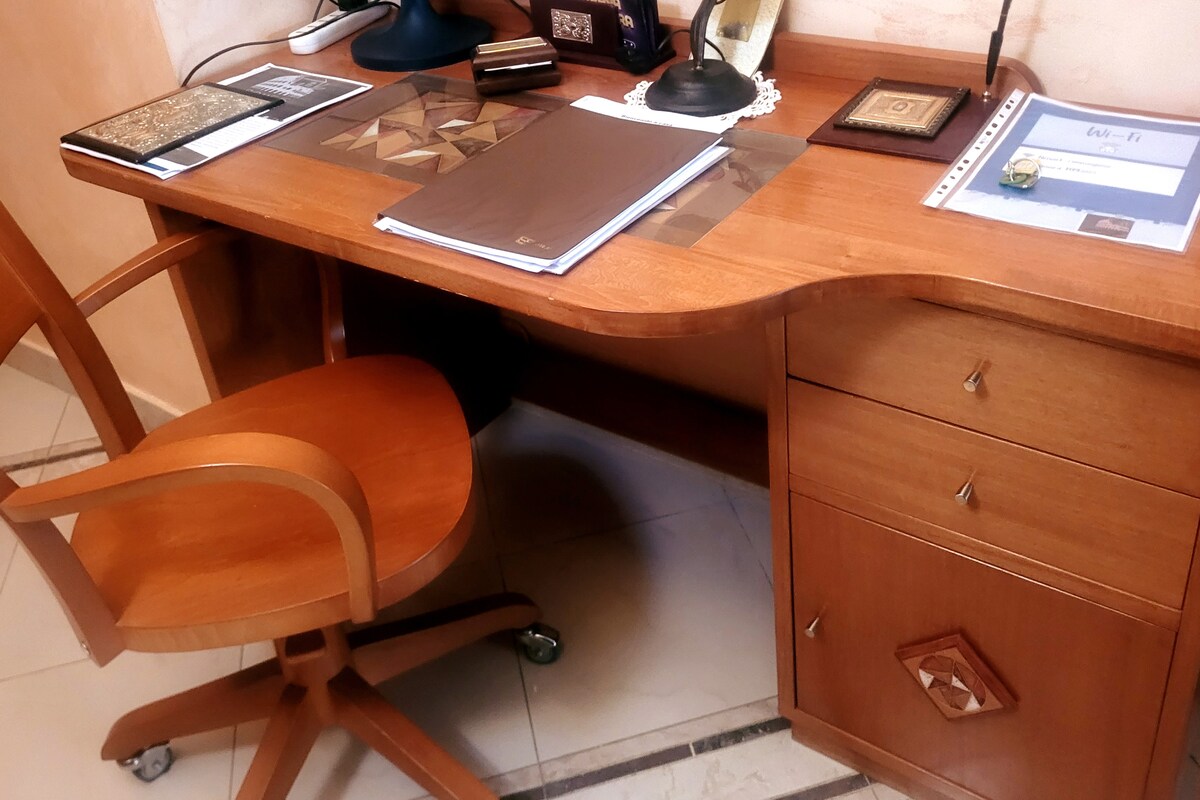Scrivania per lavorare